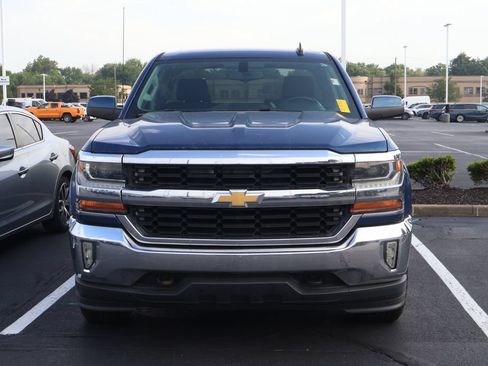 Used 2017 Chevrolet Silverado 1500 LT w/ All Star Edition AWD/4WD image 2
