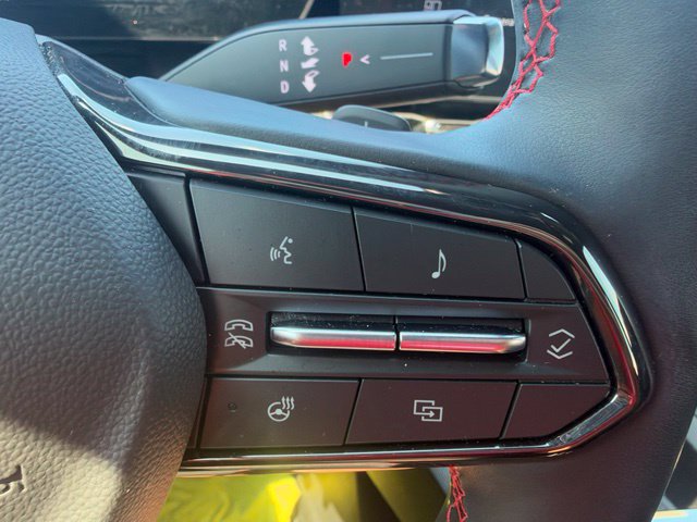 Used 2025 Chevrolet Equinox RS w/ Convenience Package III FWD image 16