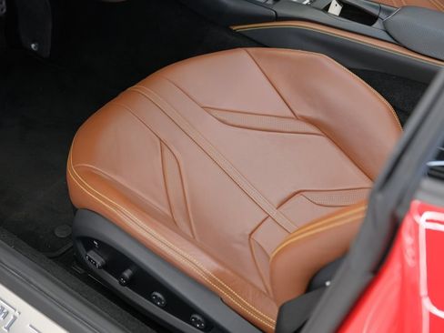 Used 2021 Ferrari 812 GTS RWD image 12
