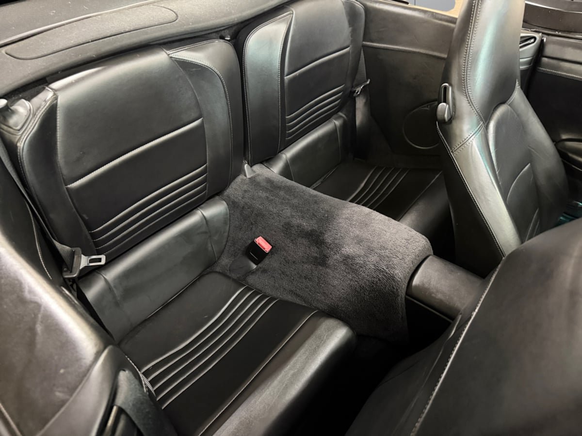 Used 2004 Porsche 911 Carrera RWD image 18