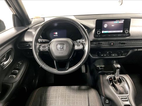 Used 2023 Honda HR-V Sport image 17