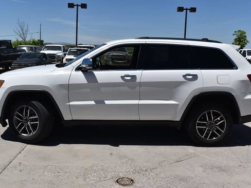 Used 2020 Jeep Grand Cherokee Limited AWD/4WD image 8