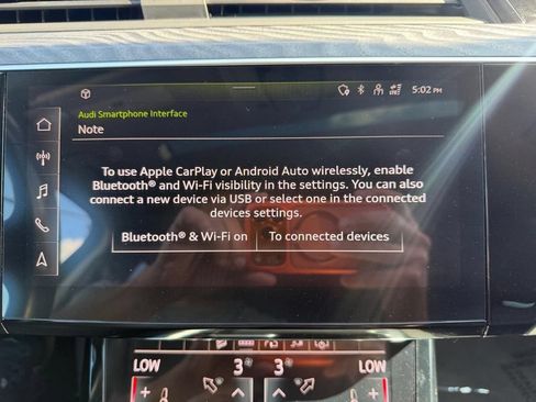 Used 2022 Audi e-tron Premium w/ Towing Package AWD/4WD image 42