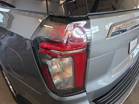 Used 2022 Chevrolet Tahoe LT w/ Luxury Package image 38