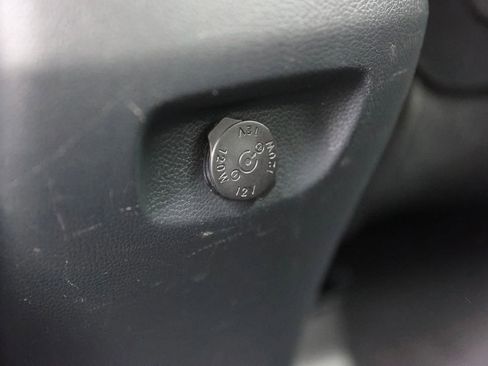 Used 2018 Hyundai Santa Fe Sport image 23