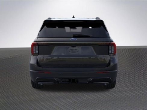 New 2026 Ford Explorer ST-Line w/ Premium Package RWD image 5