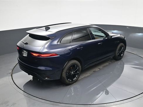 Used 2026 Jaguar F-PACE R-Dynamic S image 37