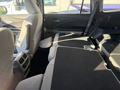 Used 2016 Honda Pilot EX image 8