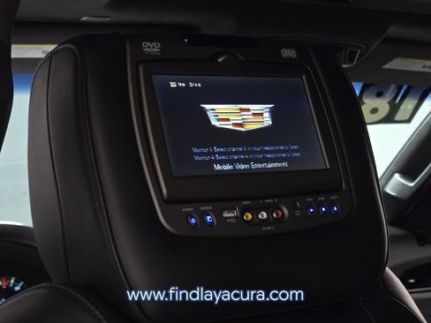 Used 2018 Cadillac Escalade Platinum AWD/4WD image 18
