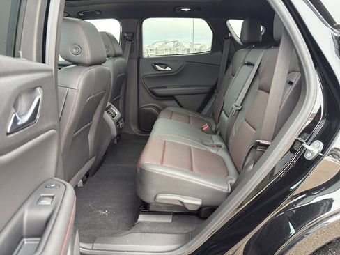 Used 2022 Chevrolet Blazer RS w/ Enhanced Convenience Package image 46