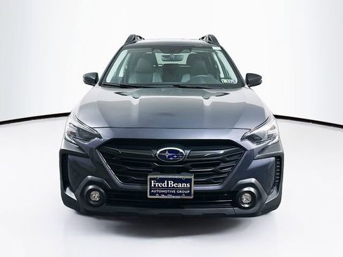 Used 2023 Subaru Outback Onyx Edition image 2