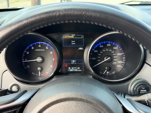 Used 2018 Subaru Outback 2.5i Limited AWD/4WD image 36