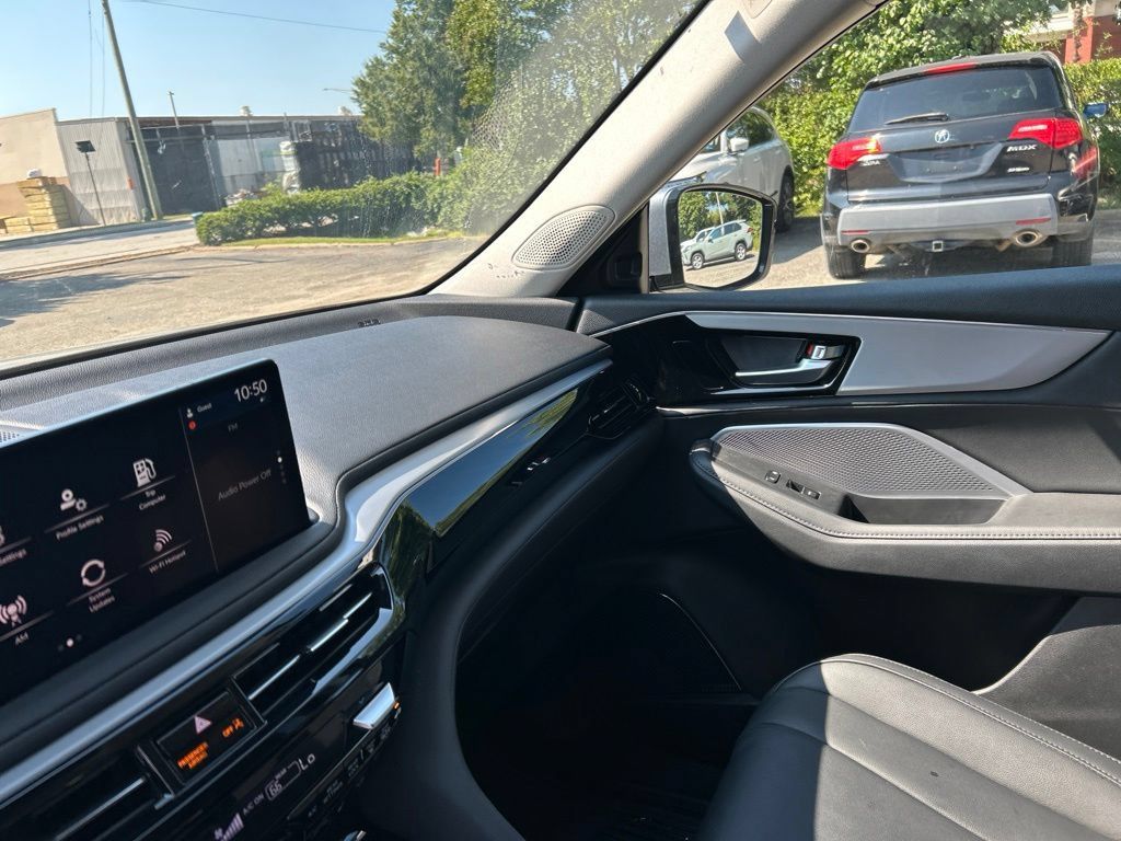 Certified 2026 Acura MDX SH-AWD image 15