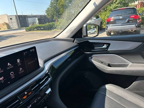 Certified 2026 Acura MDX FWD image 15