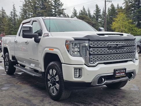 Used 2020 GMC Sierra 3500 Denali w/ Denali Ultimate Package AWD/4WD image 7