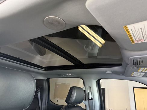 Used 2024 Ford F350 Lariat w/ Lariat Ultimate Package image 28