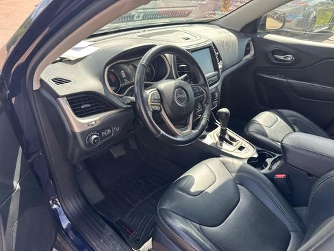 Used 2016 Jeep Cherokee Limited w/ Luxury Group AWD/4WD image 9