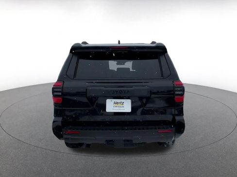 Used 2025 Toyota 4Runner TRD Off-Road image 11