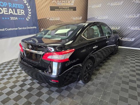 Used 2015 Nissan Sentra S image 17