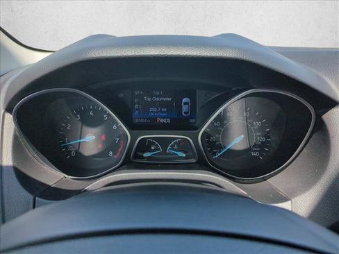 Used 2015 Ford Focus SE w/ Equipment Group 201A FWD image 11