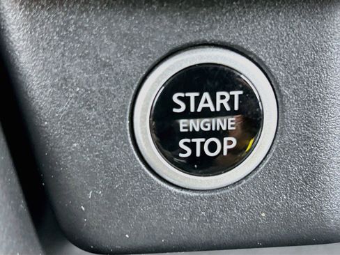 Used 2023 Nissan Rogue SV w/ SV Premium B Package FWD image 36