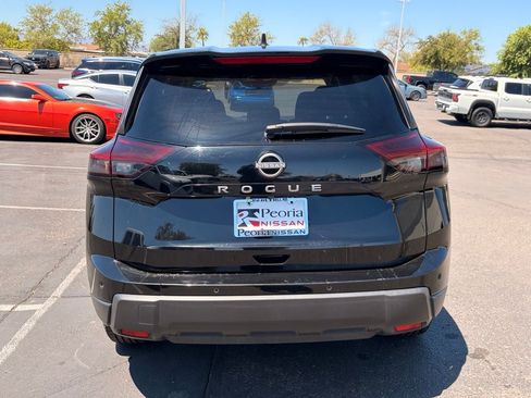 Certified 2024 Nissan Rogue S FWD image 5