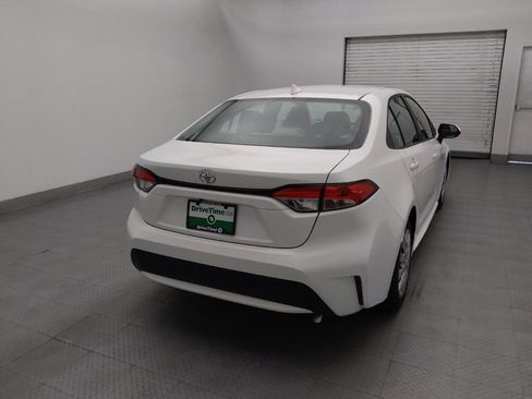 Used 2022 Toyota Corolla LE FWD image 6