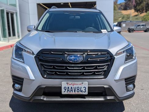 Used 2022 Subaru Forester Premium AWD/4WD image 12