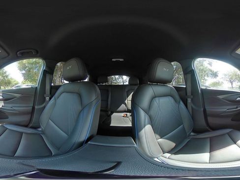 Used 2025 Buick Envista Sport Touring FWD image 51