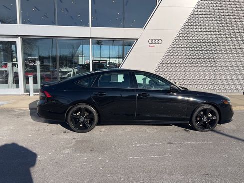 Used 2023 Honda Accord Sport image 19