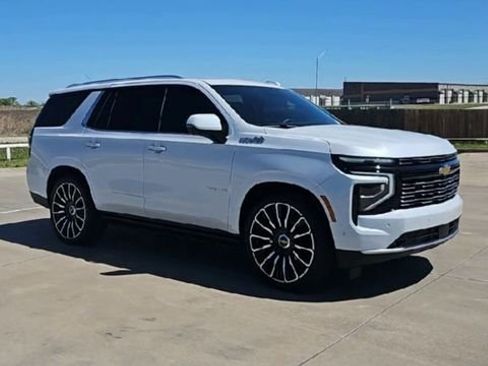 New 2026 Chevrolet Tahoe High Country AWD/4WD image 2