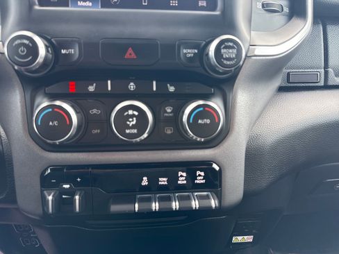Used 2022 RAM 1500 Big Horn image 19