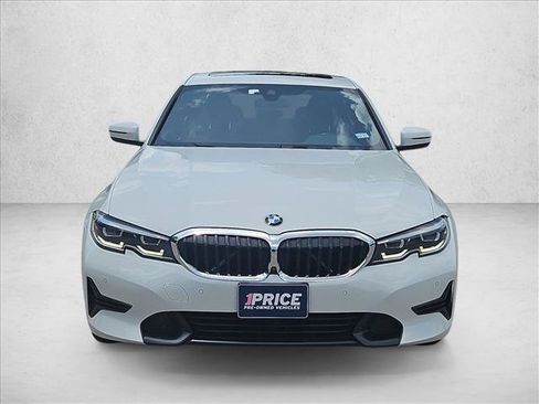 Used 2021 BMW 330i Sedan w/ Convenience Package RWD image 2