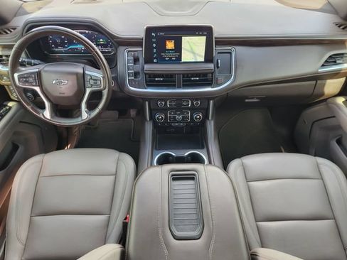 Used 2022 Chevrolet Suburban Z71 w/ Luxury Package AWD/4WD image 26