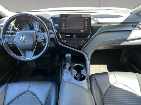 Used 2023 Toyota Camry SE FWD image 12