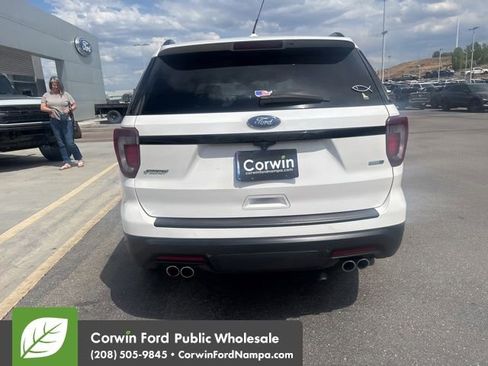 Used 2019 Ford Explorer Sport w/ Equipment Group 401A AWD/4WD image 10