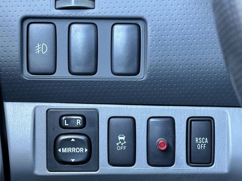 Used 2014 Toyota Tacoma 4x4 Double Cab w/ SR5 Package image 37