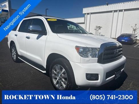 Used 2017 Toyota Sequoia Limited w/ Safety & Convenience Package AWD/4WD image 6