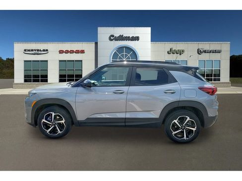 Used 2023 Chevrolet TrailBlazer RS w/ Convenience Package AWD/4WD image 6