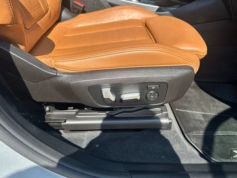 Used 2019 BMW X3 xDrive30i w/ Premium Package AWD/4WD image 34