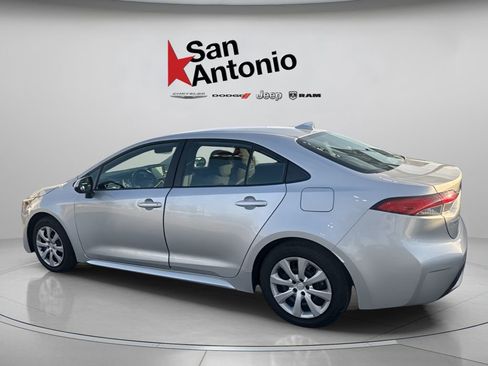 Used 2022 Toyota Corolla LE FWD image 10