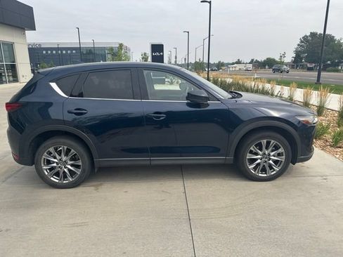 Used 2020 MAZDA CX-5 Signature AWD/4WD image 2