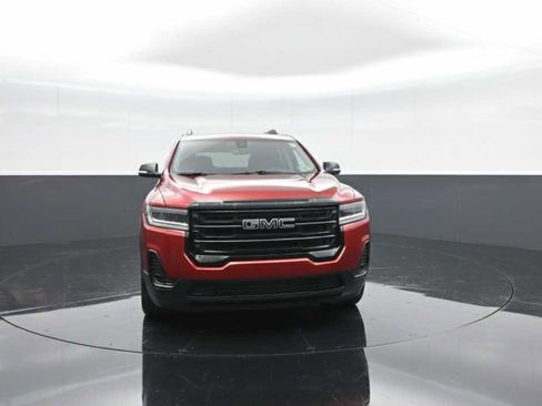 Used 2023 GMC Acadia SLE w/ Driver Convenience Package image 5