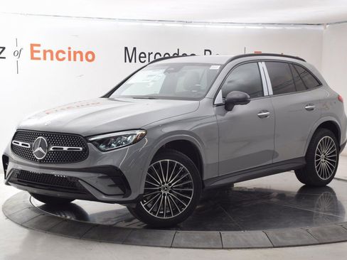 New 2026 Mercedes-Benz GLC 300 image 2