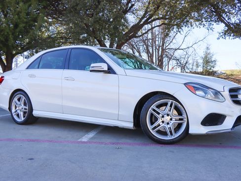 Used 2014 Mercedes-Benz E 350 Sedan image 1