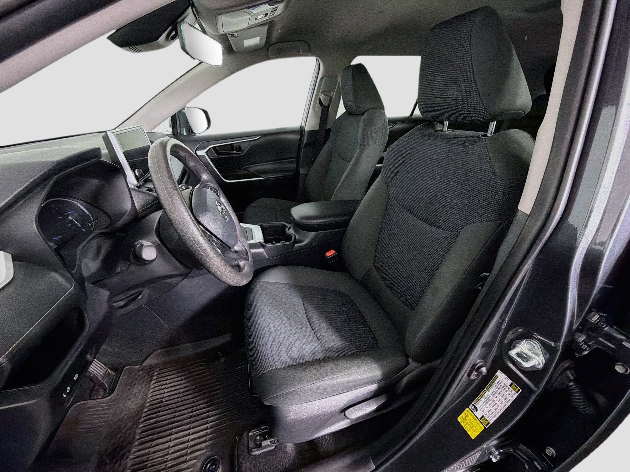 Used 2024 Toyota RAV4 LE AWD/4WD image 13