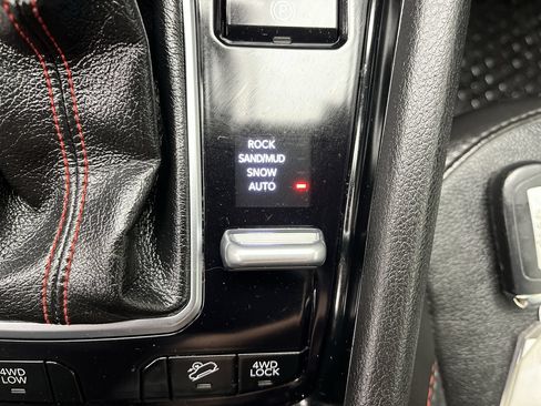 Used 2023 Jeep Compass Trailhawk AWD/4WD image 14