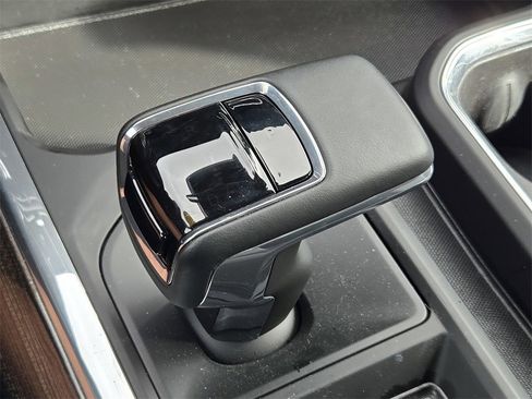 Certified 2026 Chevrolet Silverado 1500 LT w/ Z71 Off-Road Package image 17