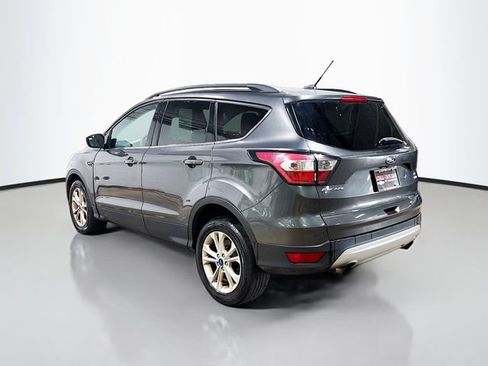 Used 2018 Ford Escape SE FWD image 8