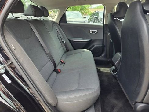 Used 2025 Kia K4 FWD image 26